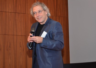 Prof. Dr. Andreas Knie, geschäftsführer im Innovationszentrum für Mobilität und gesellschaftlichen Wandel (InnoZ) GmbH referiert über Leipzig als Modellstadt für Elektromobilität